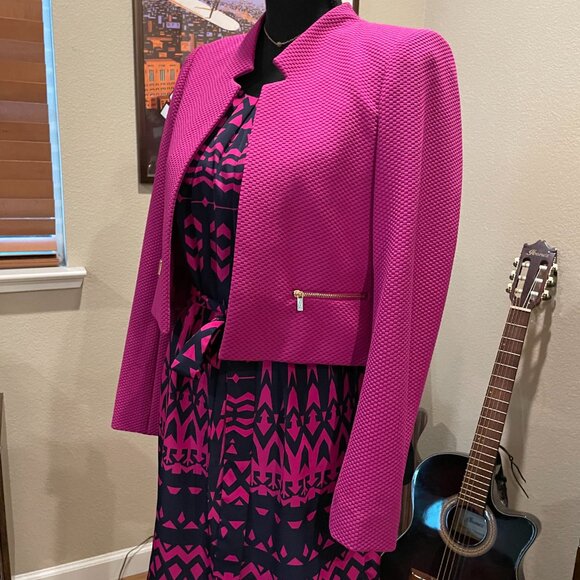 Forever 21 Geometric Fuchsia & Navy Shift Dress - Picture 6 of 7